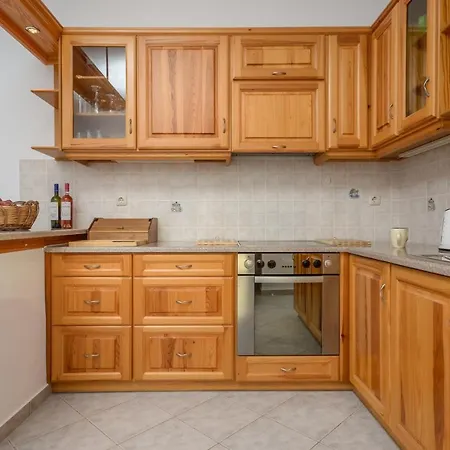 Apartament Bernie House Mélanes