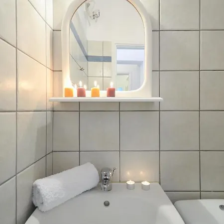 Apartament Bernie House *