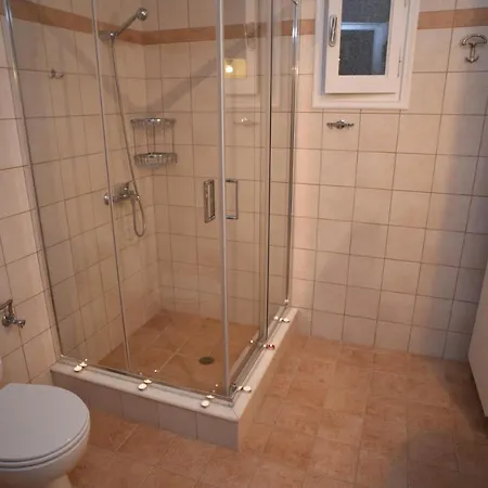 Bernie House Apartment *