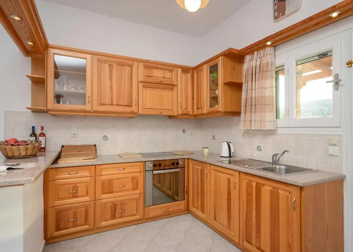 Bernie House Apartment